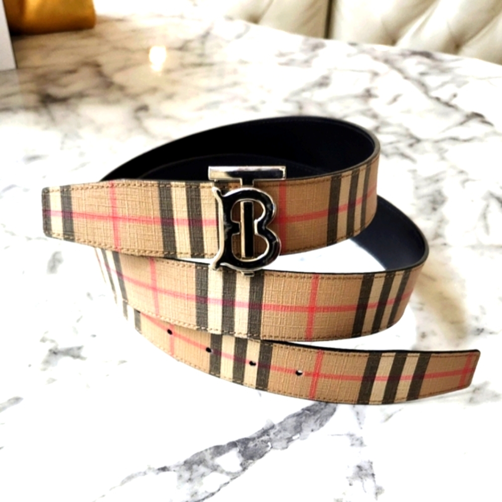 Size 44/110 Tan Plaid Burberry Belt